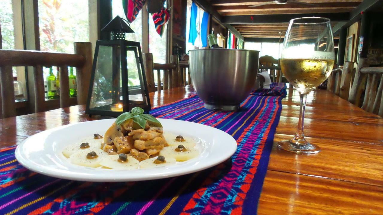 Hotel Kangaroo Y Restaurante نهر دولسي المظهر الخارجي الصورة